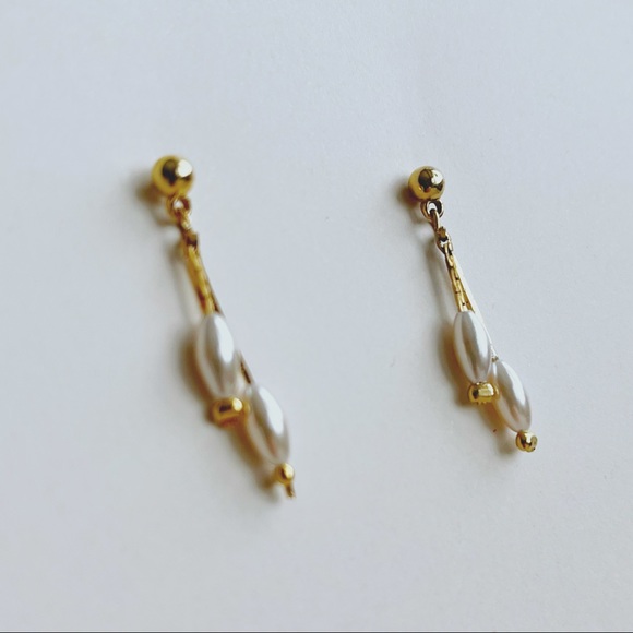 Vintage dangling pearl bead drops, 1.25" length. - Picture 2 of 3